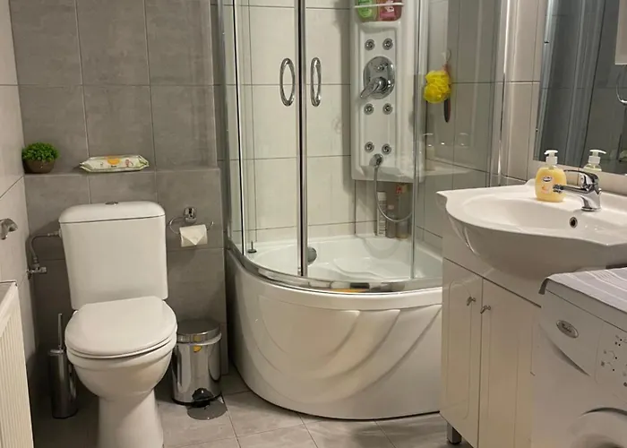 Pearl Of Paralia * Akráta